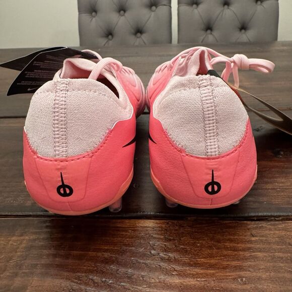 Nike Tiempo Legend 10 Pro AG Soccer Cleats - Picture 6 of 8